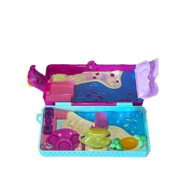 Hello Kitty Sanrio Collectible Pencil Case Play Set Beach Party 3D Carry Case - Picture 8 of 10